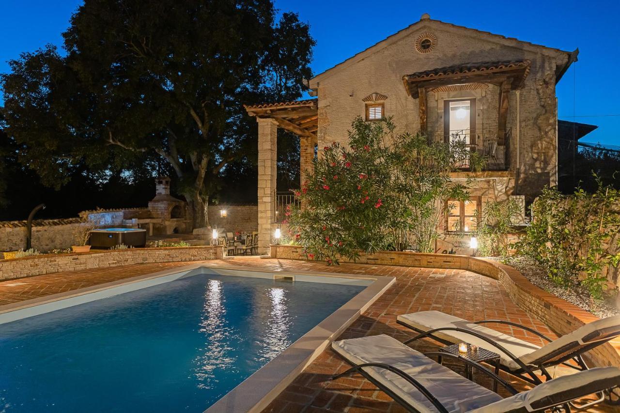 Villa Arboretum بوريتش المظهر الخارجي الصورة